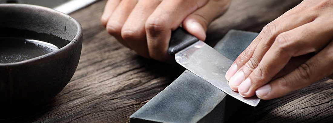 Distintas formas de afilar tus cuchillos en casa –canalHOGAR