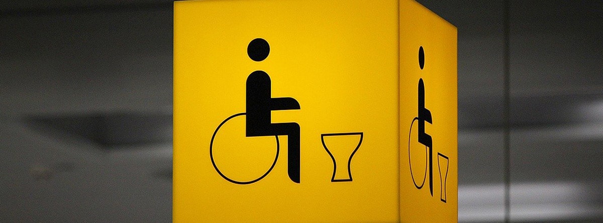 Cartel informativo de baño de discapacitados o minusválidos
