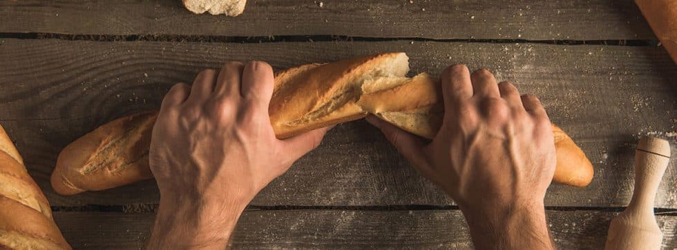 Cómo recuperar pan duro: distintos trucos -canalHOGAR