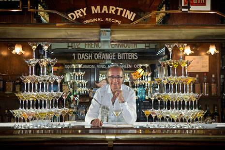 La cocteleria Dry Martini con Javier de las Muelas
