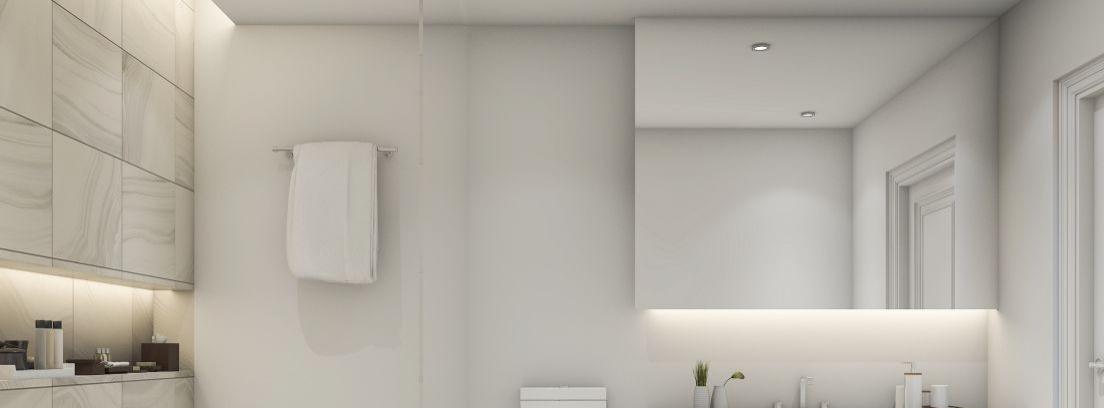 Aprende a cómo pegar un espejo sin marco en el baño -canalHOGAR