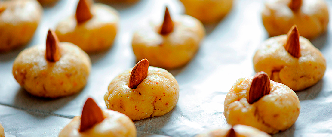 Galletas de almendra y ralladura de naranja