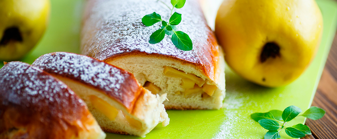 Strudel con membrillo y almendras